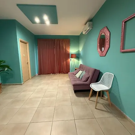 Zefia G Habitación en casa particular Catania